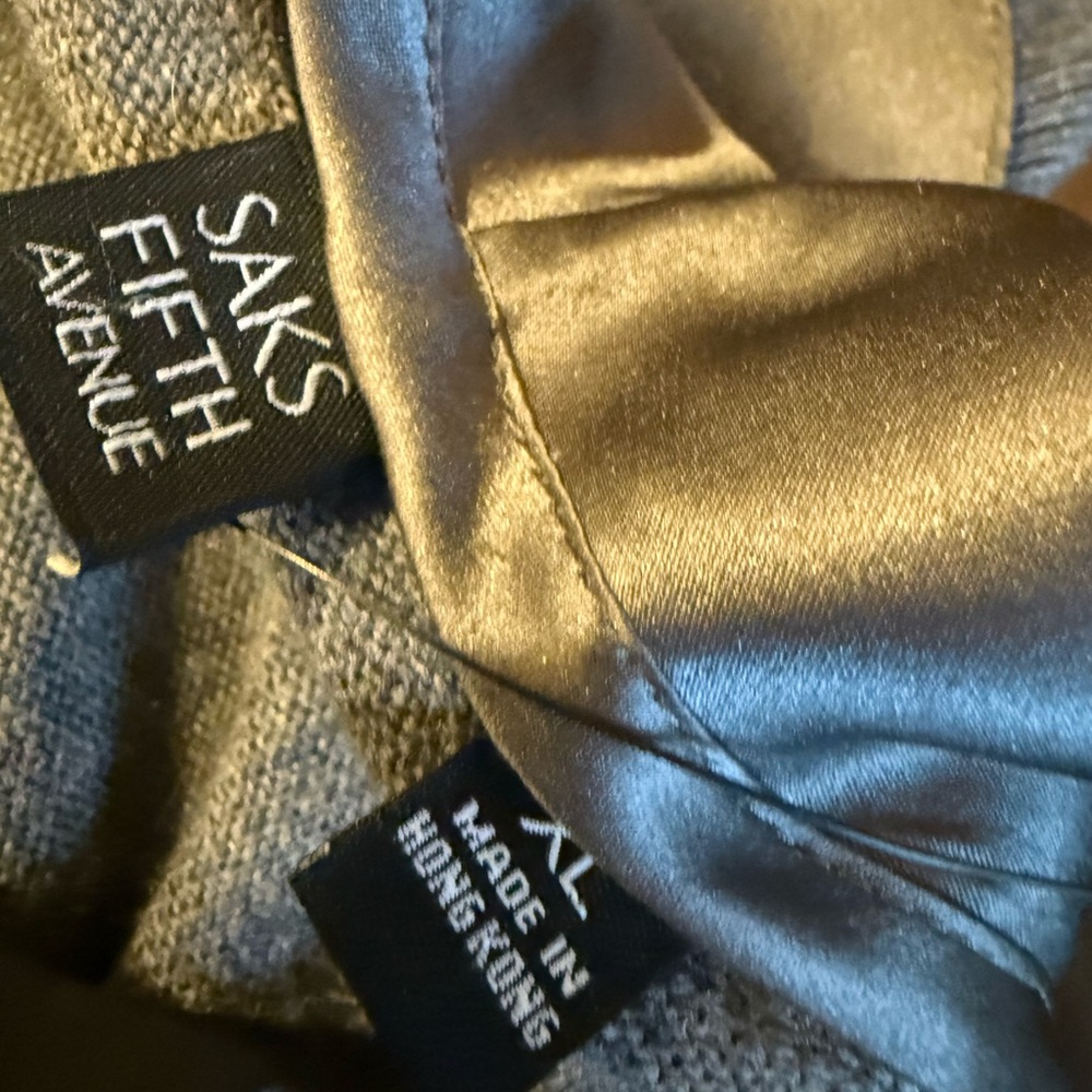 Saks Fifth Avenue NWT Size XL Sweater Cashmere & Silk Collar/Cuffs - Picture 2 of 15